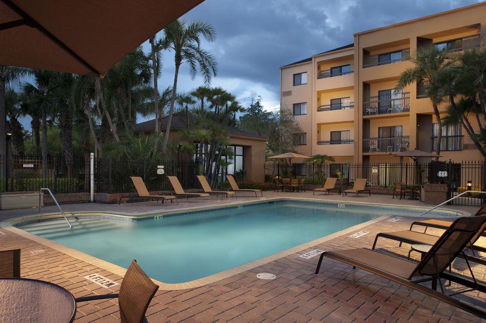 Courtyard Tampa Westshore/Airport Bagian luar foto