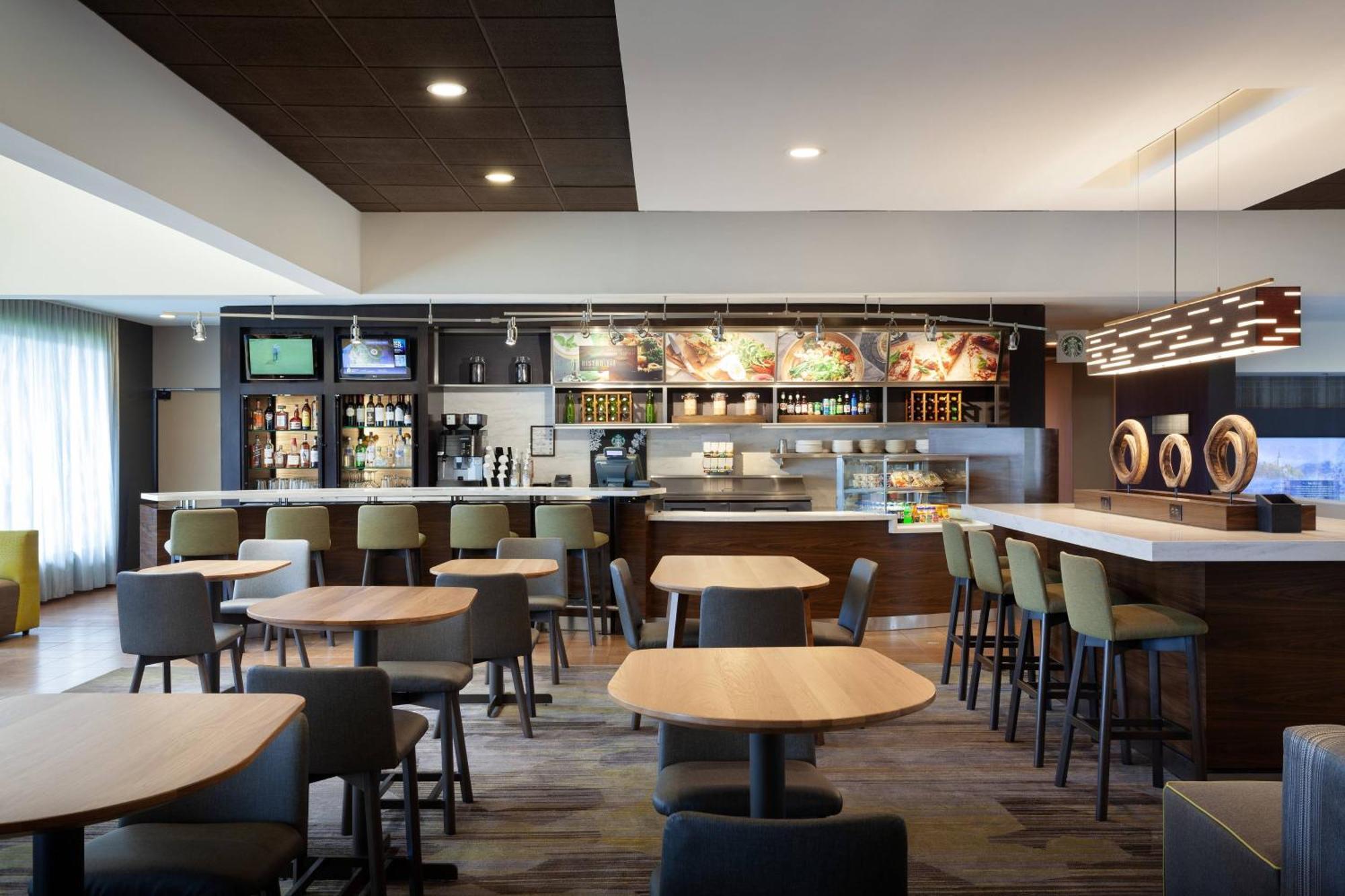 Courtyard Tampa Westshore/Airport Bagian luar foto