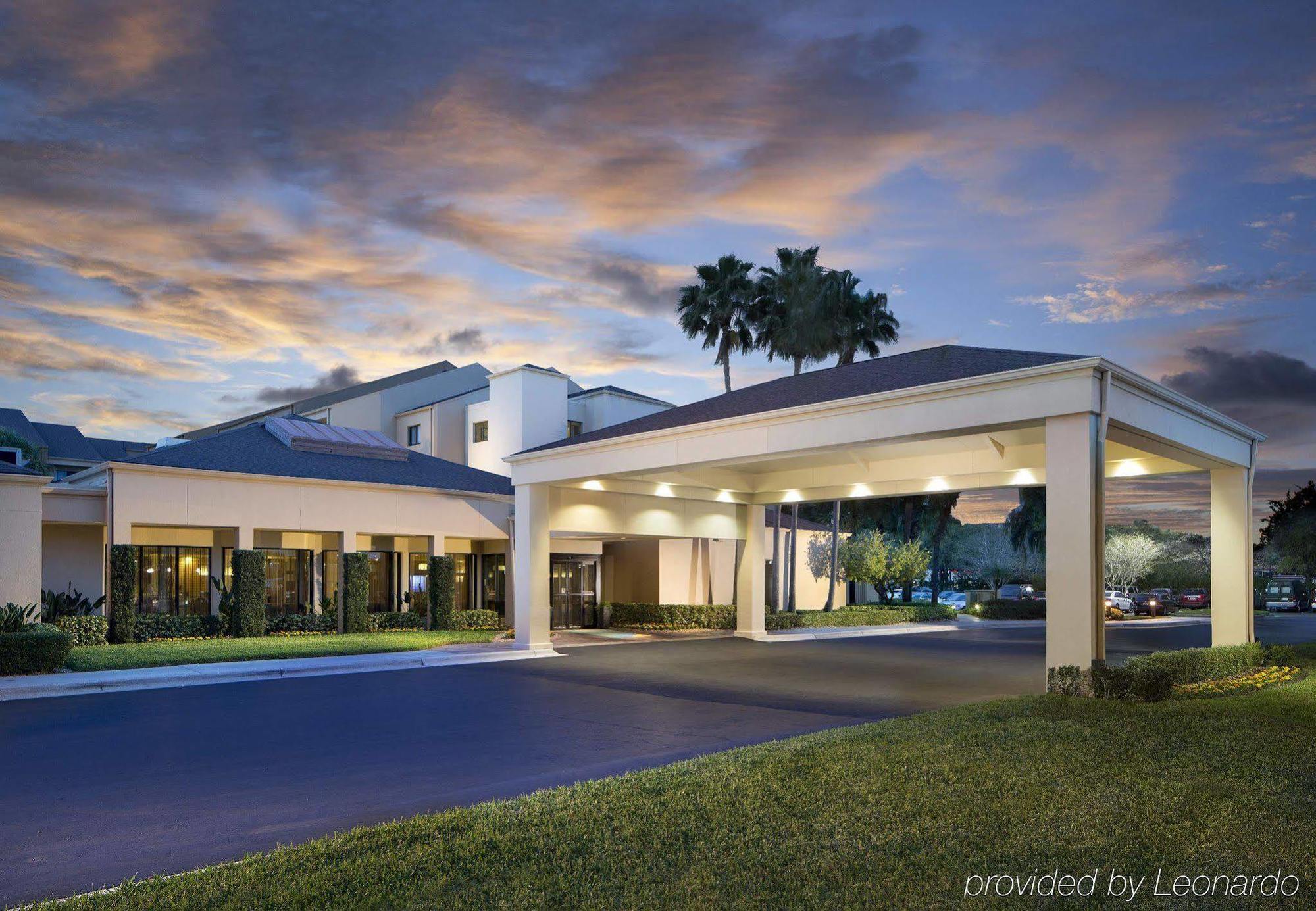 Courtyard Tampa Westshore/Airport Bagian luar foto